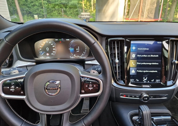 Volvo V60 cena 163900 przebieg: 85500, rok produkcji 2019 z Katowice małe 781